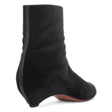 Black velvet pointed boots