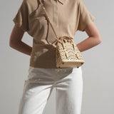 Mina 16 vague dune tote bag