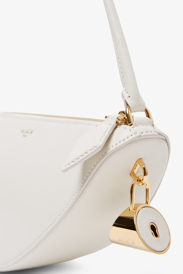 Le Demi-Coeur S white bag