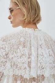 Gathered top in lace