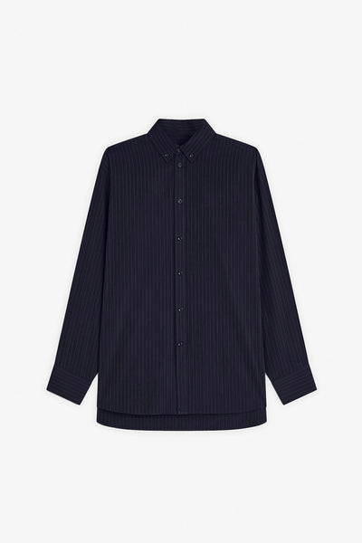 Button blue collar shirt