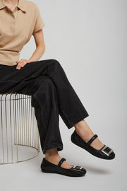 Padded black ballerinas