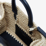 Hug mini crochet bag