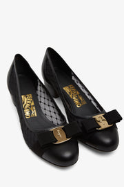 Vara black mesh pumps