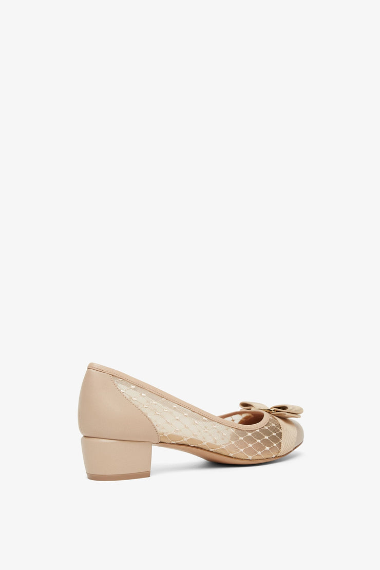 Vara beige mesh pumps