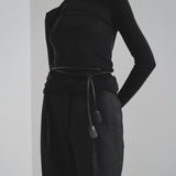 Belt end B black leather belt
