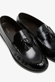 Polished leather loafer