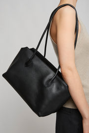 Terrasse black leather bag