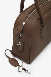India 10.00 dark olive leather bag