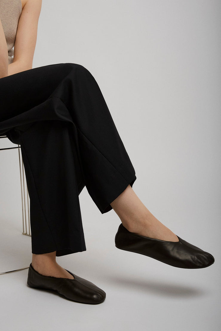 Stella brown shearling flats