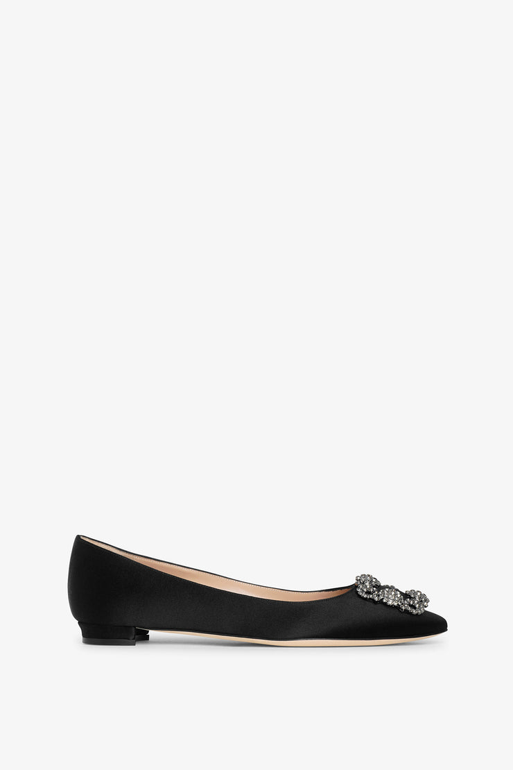 Hangisi Flat black satin ballerinas