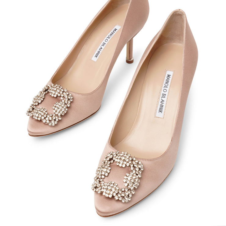 Hangisi 70 beige rose satin pumps